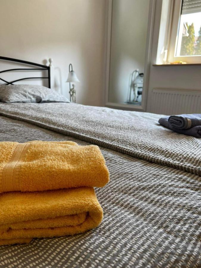 Bed And Breakfast Swallow Trzin Exterior foto